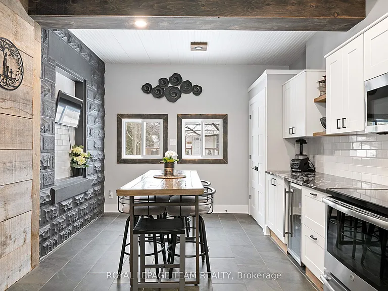 5529 Lion St — Photo 9