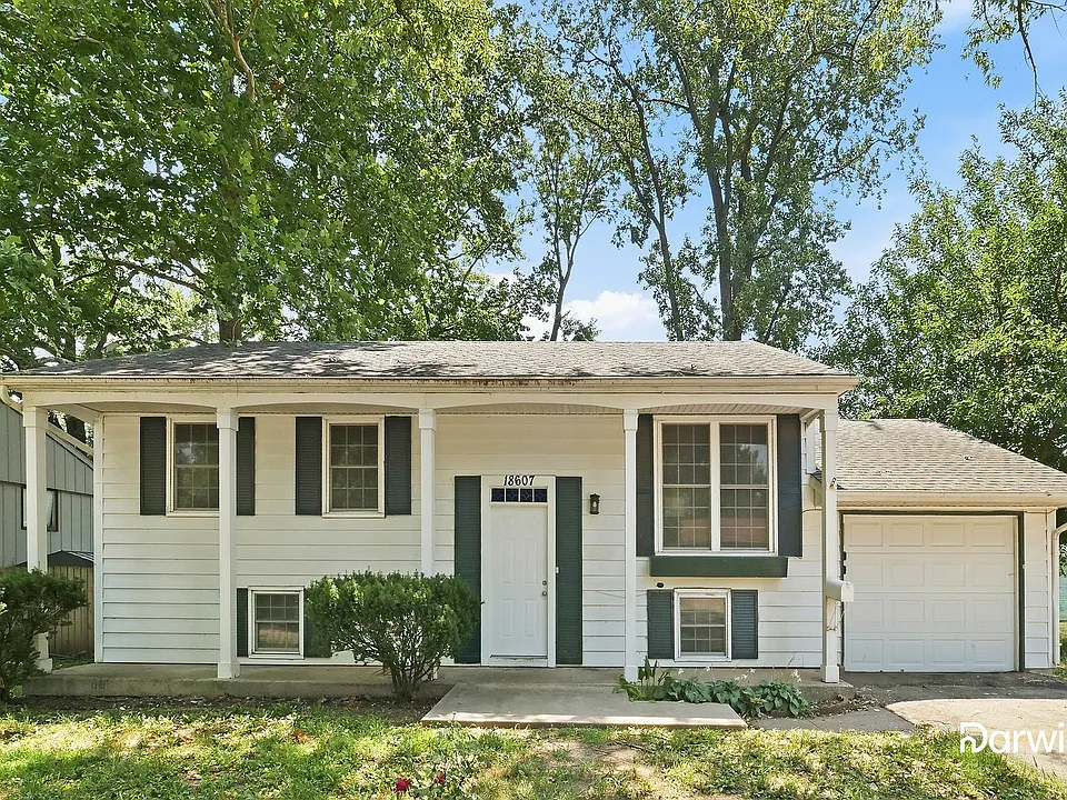 18607 E Susquehanna Rdg
