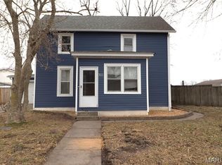 302 Goodall St, Worden, IL 62097