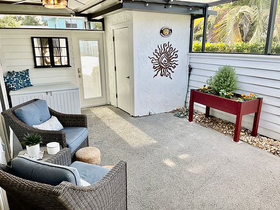 Screened Patio