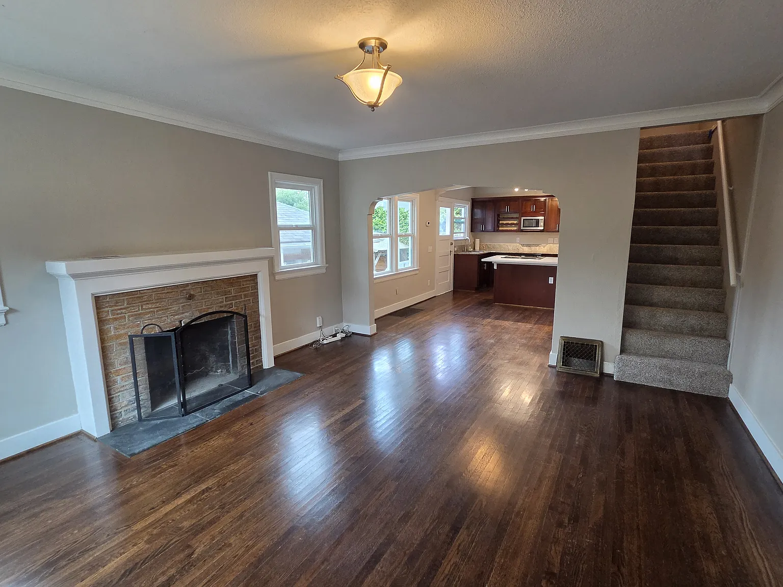 3 bed, 1600 sqft, $2,750 — Photo 4