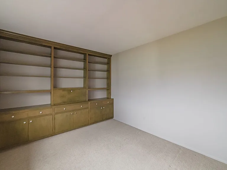 1587 Three Lakes Dr — Photo 7