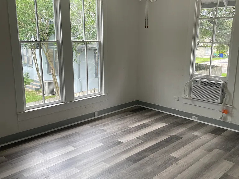 112 N Patrick St #A — Photo 5
