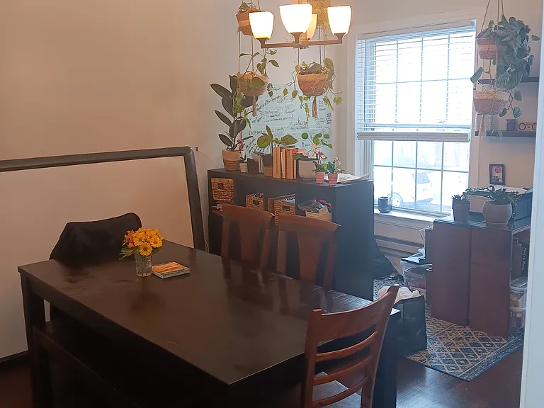 320 Lee St #1 — Photo 5