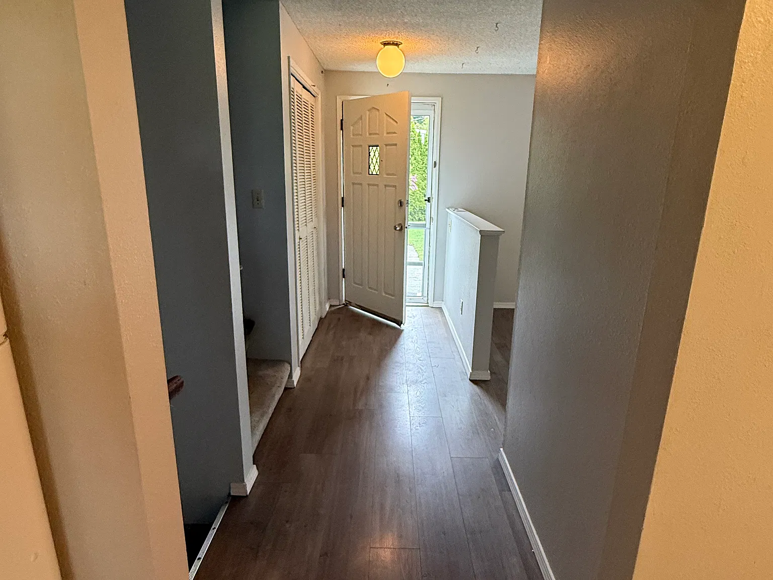 3 bed, 2200 sqft, $3,300 — Photo 4