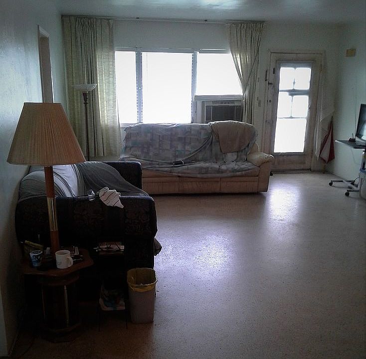 2nd image of 5960 E 4th Ave