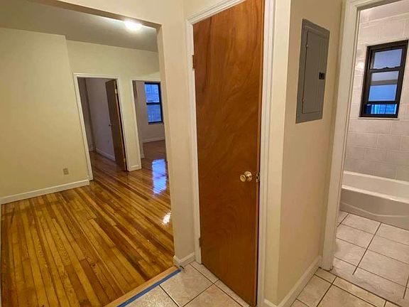 3rd image of 23-23 28th Ave #2X