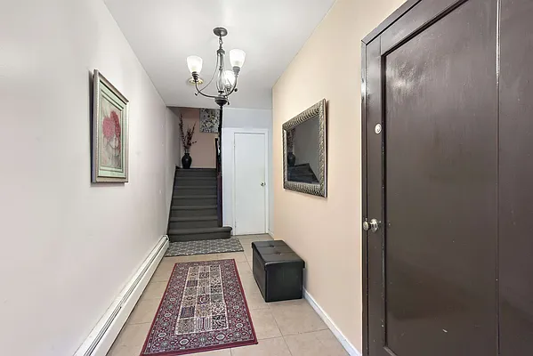 Sold by Re/Max In The City | media 17