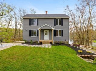 51 Howarth Rd, Oxford, MA 01540