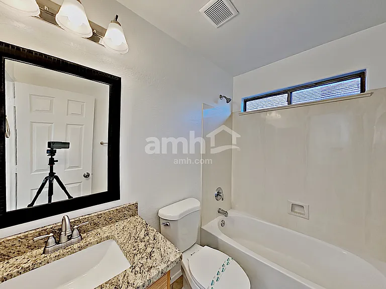 1920 S 85th Ln — Photo 16