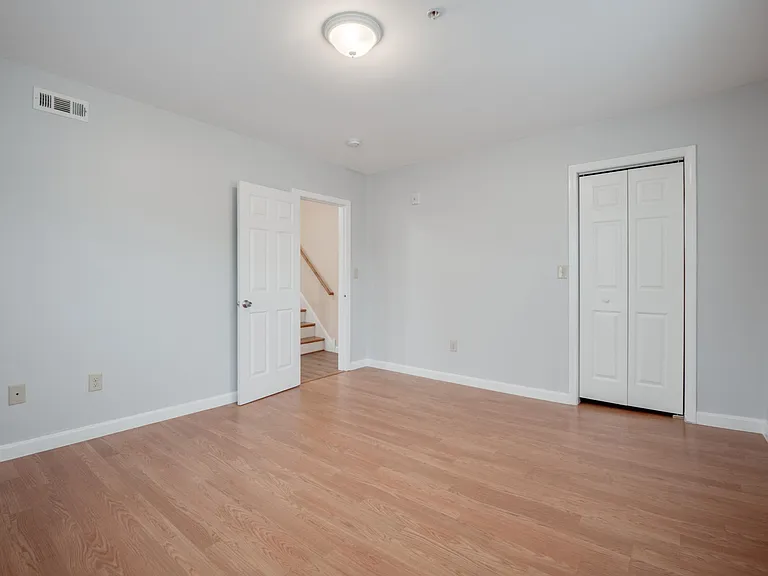 148 Brook Rd #2 — Photo 13