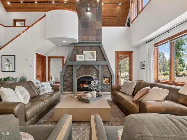 455 Williss Drive, Granby, CO 80446
