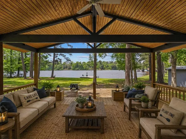 439 Sherwood Forest Dr, Woodville, TX 75979