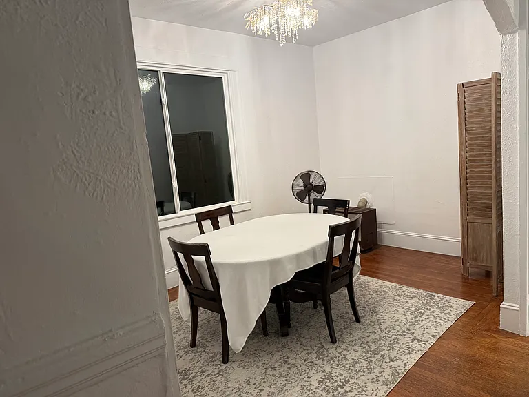 2 Willow Ave — Photo 5