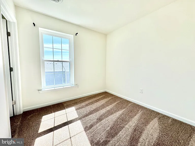 76 Filbert Dr — Photo 17