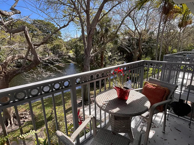 2018 Alta Meadows Ln #405 — Photo 23