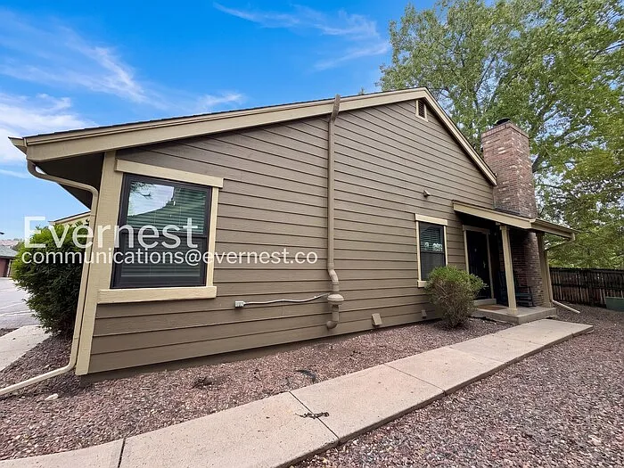 10806 W Evans Ave #6 — Photo 2