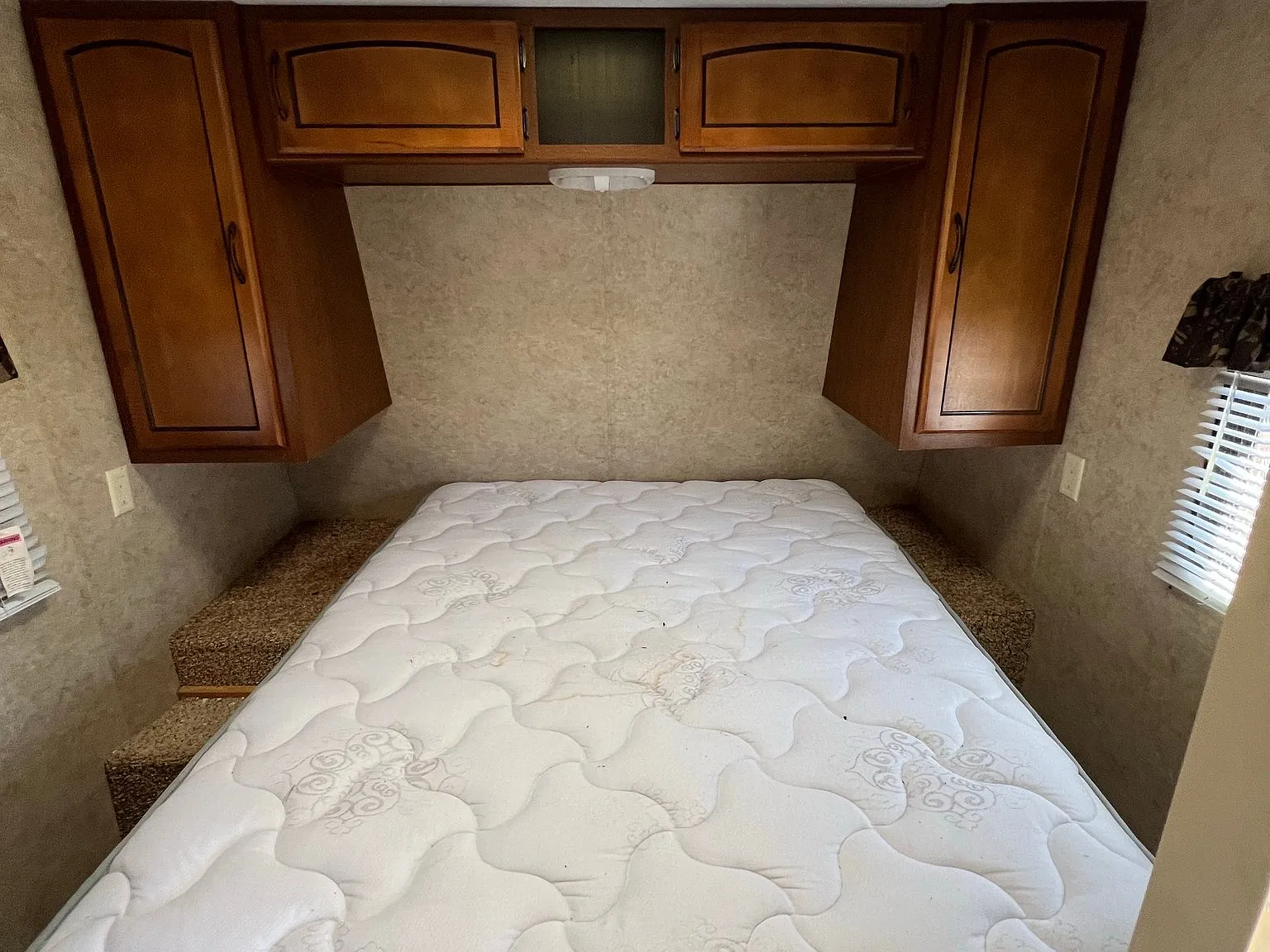 RV for Sale in Carlisle Plaza Mobile Home Park | 1 Bed, 1 Bath — Photo 4