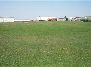 185 Old Creek Rd, Storm Lake, IA 50588