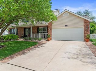 228 Niagra Dr, Wentzville, MO