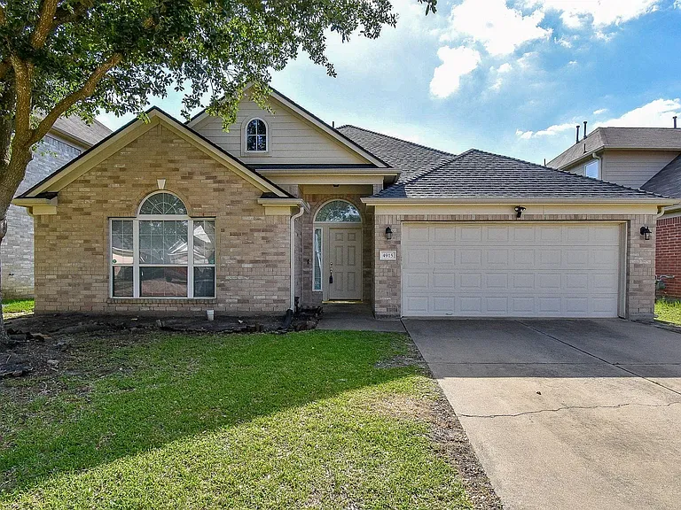4915 Ibis Lake Ct — Photo 2