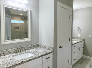 9042 Deer Ln, Navarre, FL 32566