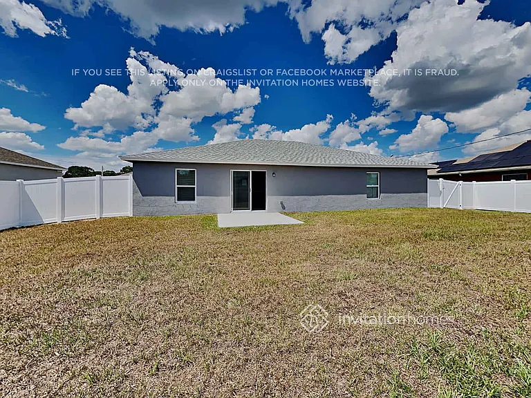 607 SW Sail Ter — Photo 16