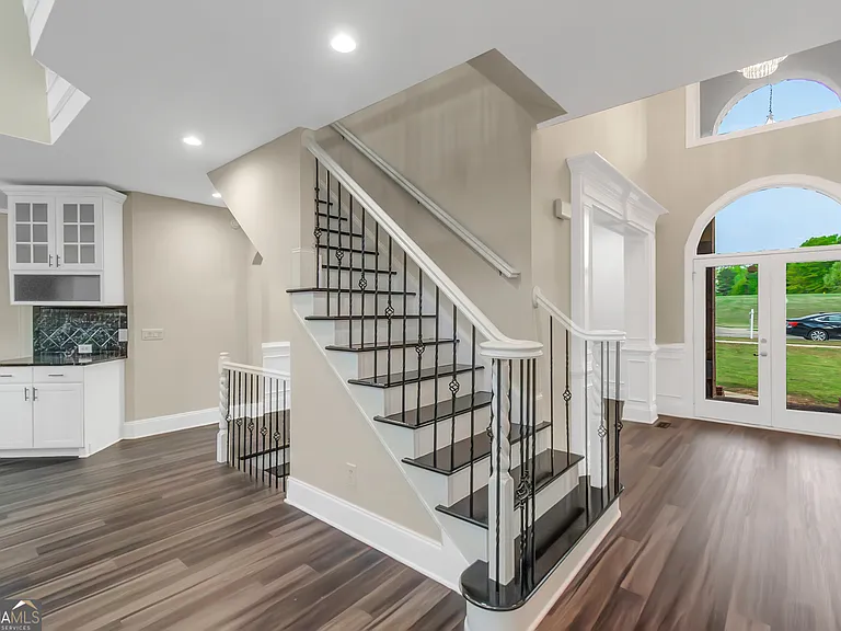6048 Golf View Xing — Photo 14