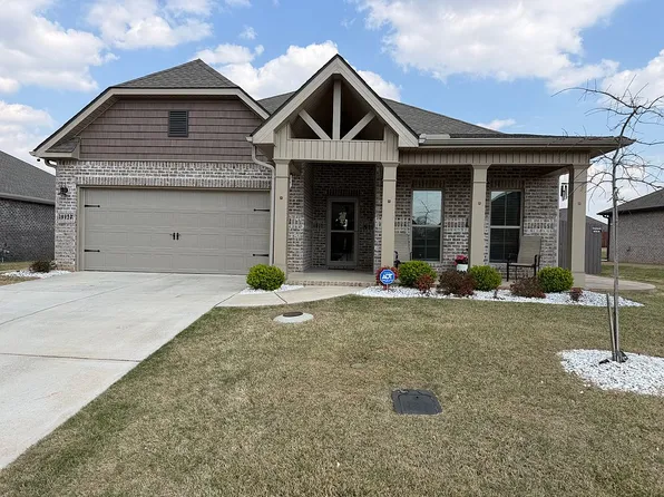 14752 Demarie Ln, Athens, AL 35613