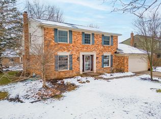 46097 Rockledge Dr, Plymouth, MI 48170