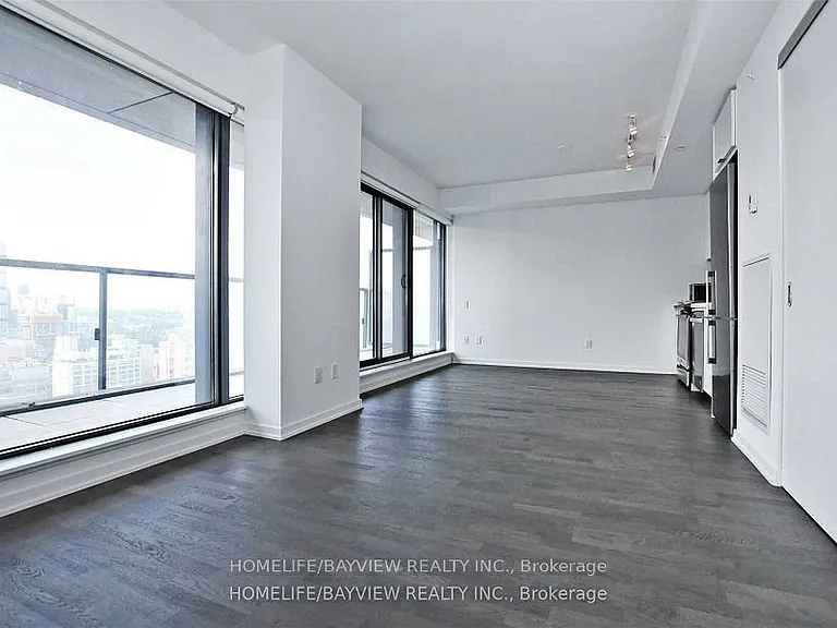 60 Colborne St #2201 — Photo 3