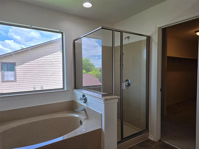 160 Mistletoe Ln — Photo 25