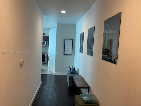 55 SE 6th St #Penthouse 4307, Miami, FL 33131