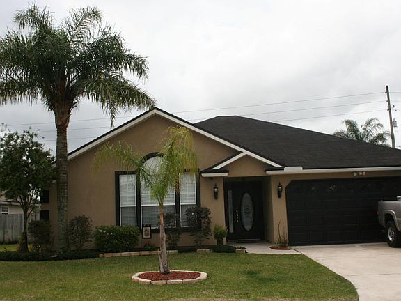 4th image of 209 Carolina Jasmine Ln