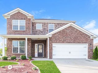 569 Smoky Mountains Dr, Gallatin, TN 37066