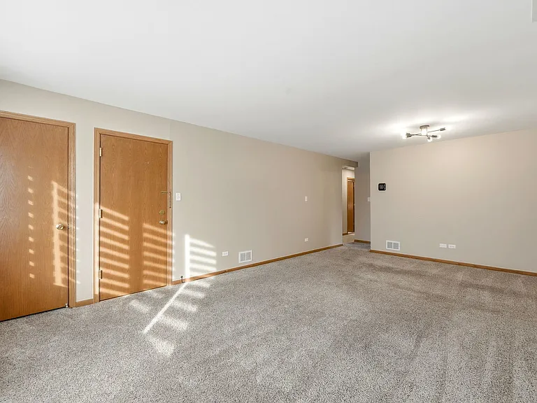 4311 N Grace St #2 — Photo 3