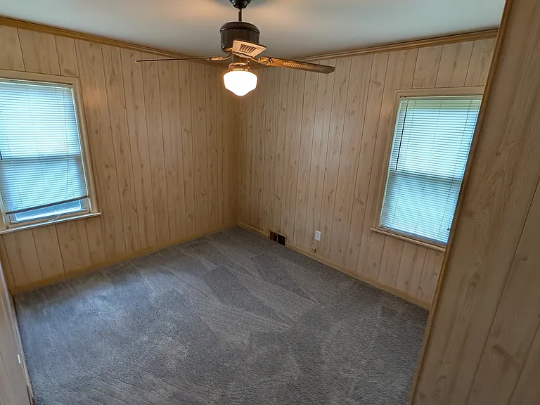24894 Marigold Ave — Photo 8