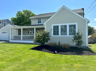 169 Tuckerman Ave, Middletown, RI 02842