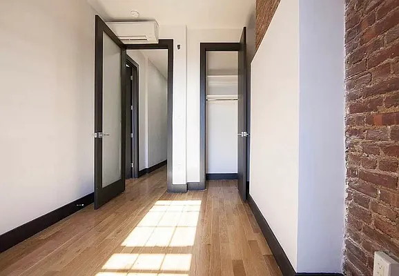 Rented by Lockbox Realty | media 23