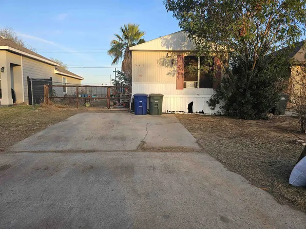 547 Jemez Loop, Laredo, TX 78046