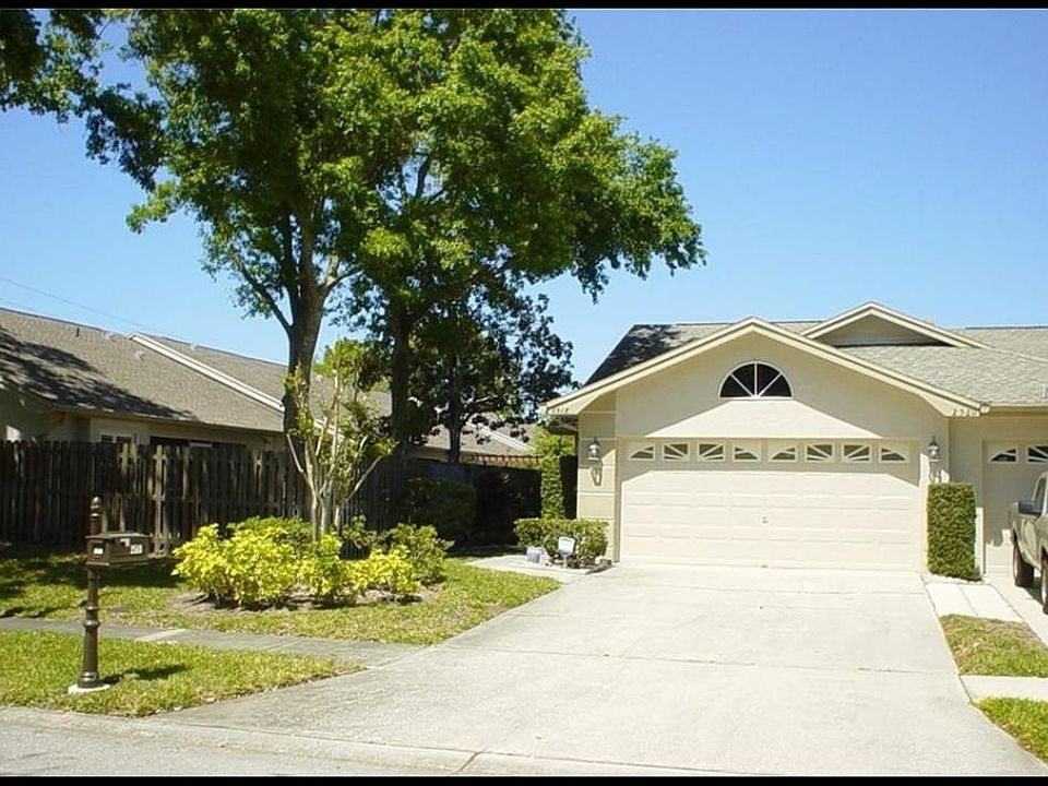 1st image of 2518 W Brook Ln