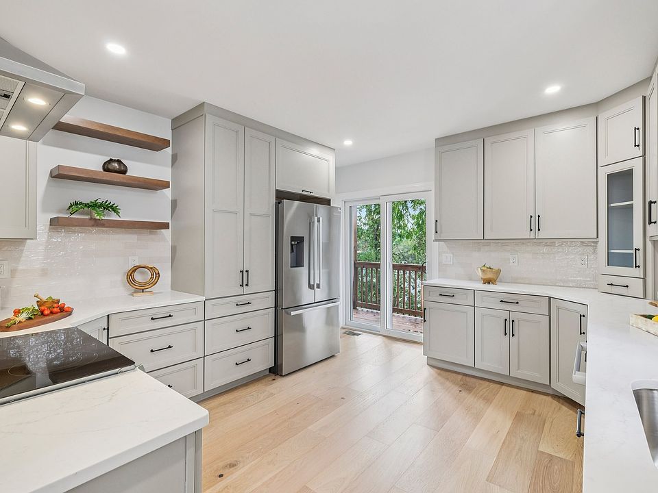 1st image of 34 Larch St