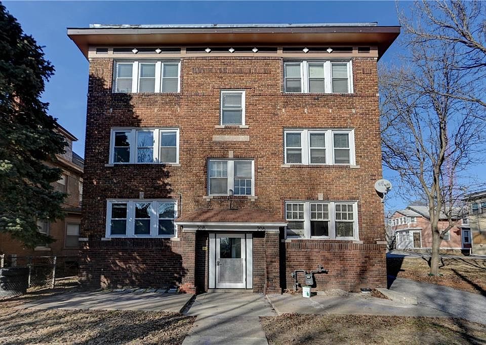 1st image of 206 W 34th St