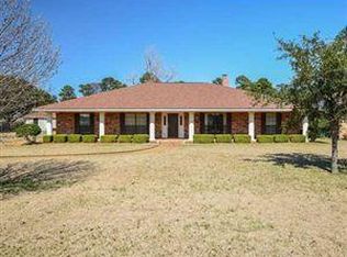 4420 Parkridge Dr, Benton, LA 71006