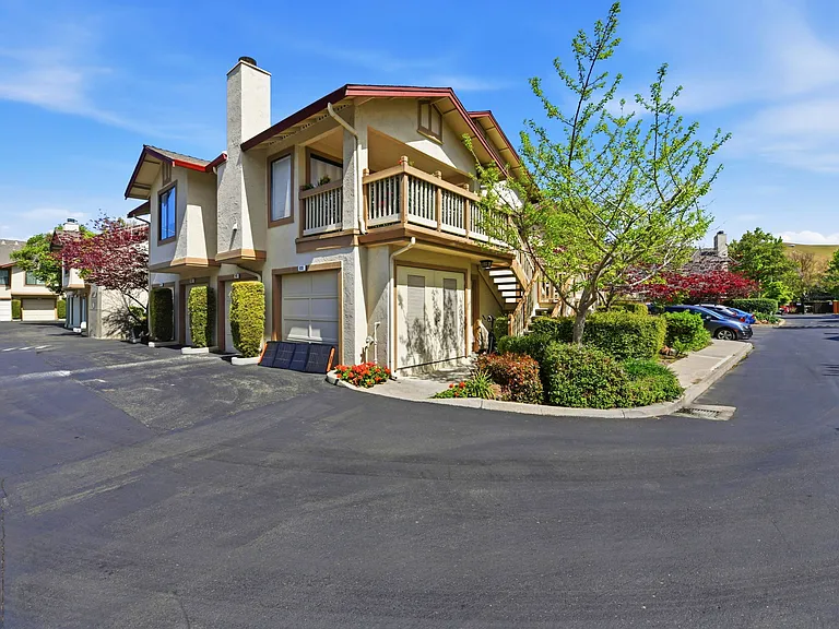 935 Cherry Glen Cir #219 — Photo 19