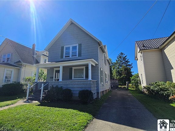3rd image of 251 King St
