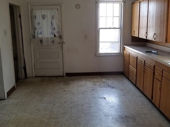 4th image of 509 Ingraham Ave