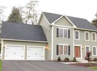 3 N Hills Ln, Wilbraham, MA 01095