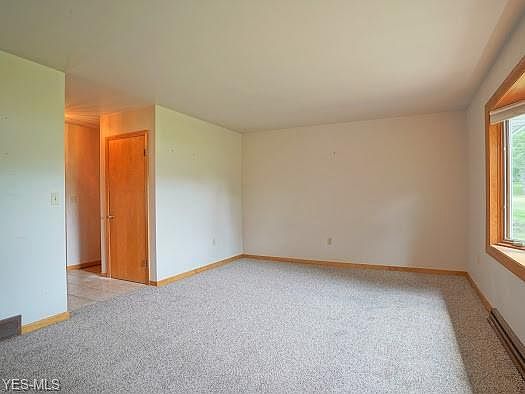 4th image of 532 Evergreen Dr
