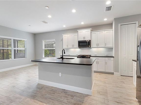4th image of 2971 Amblewind Dr